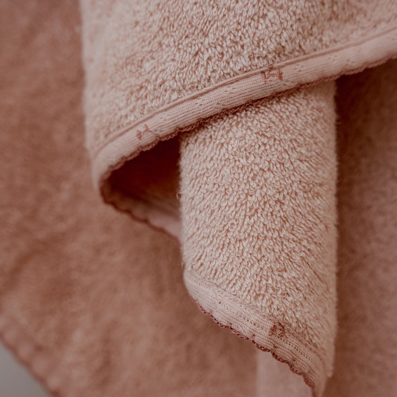 LD Hooded Towel 75 x 75cm