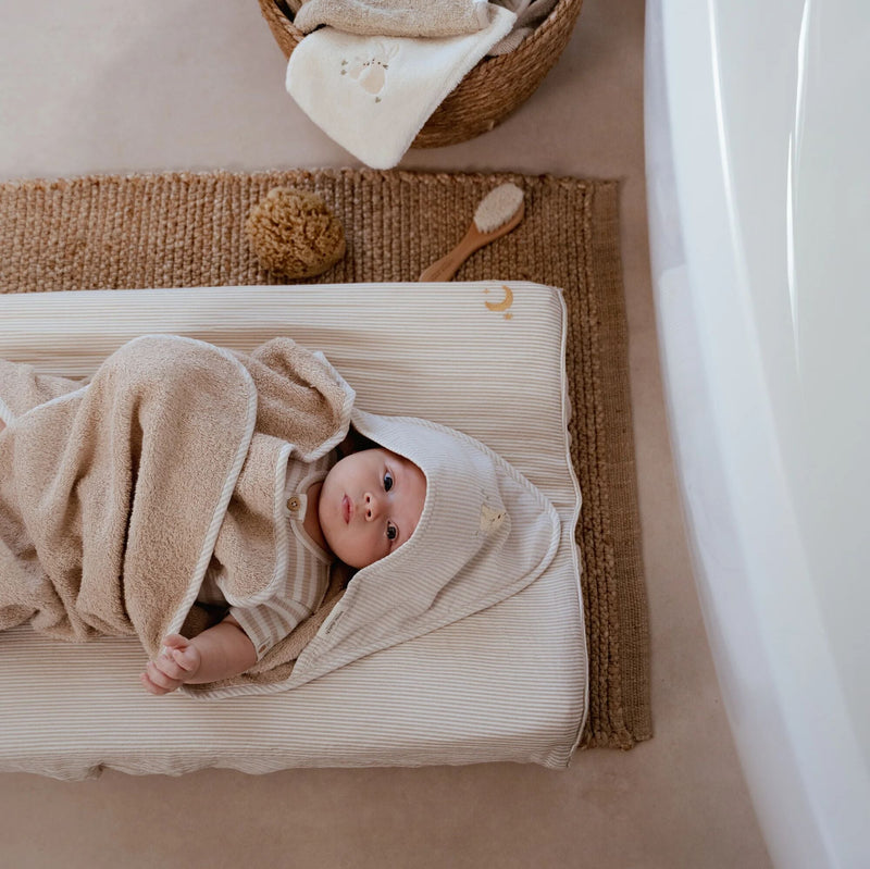 LD Hooded Towel 75 x 75cm