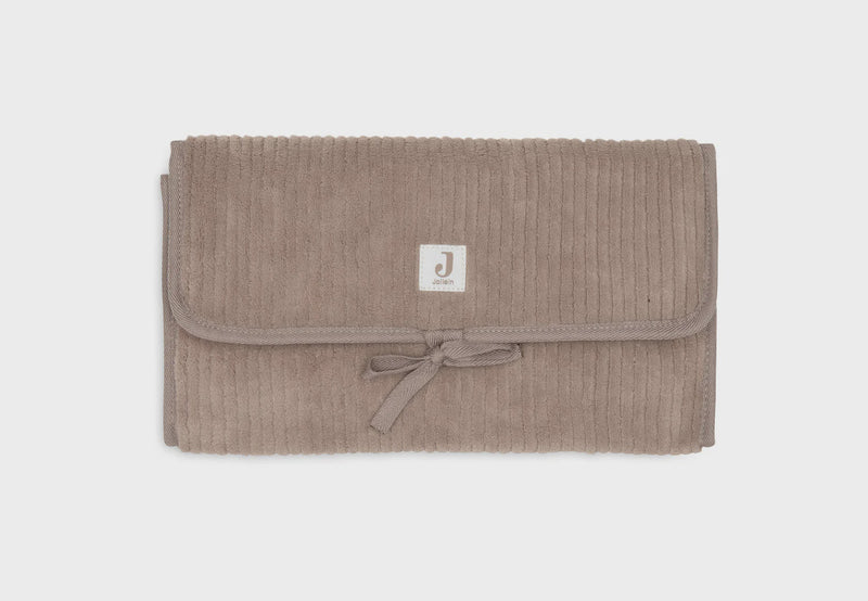 Changing Pad With Storage Pockets