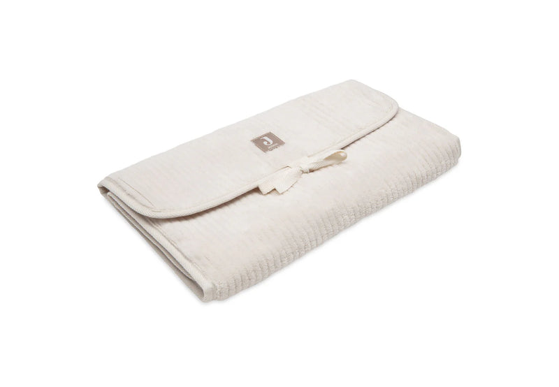 Changing Pad With Storage Pockets