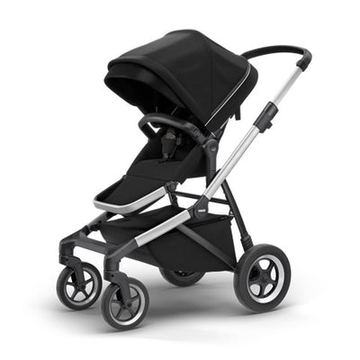 Thule Sleek City Stroller with Sleek Bassinet