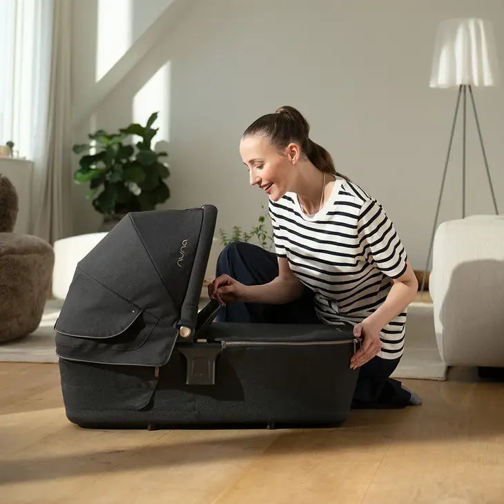 Nuna LYTL Carry Cot- Riveted