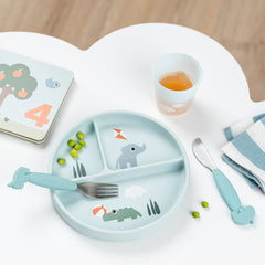 Done by Deer Stick&Stay compartment plate Playground Blue at mealtime