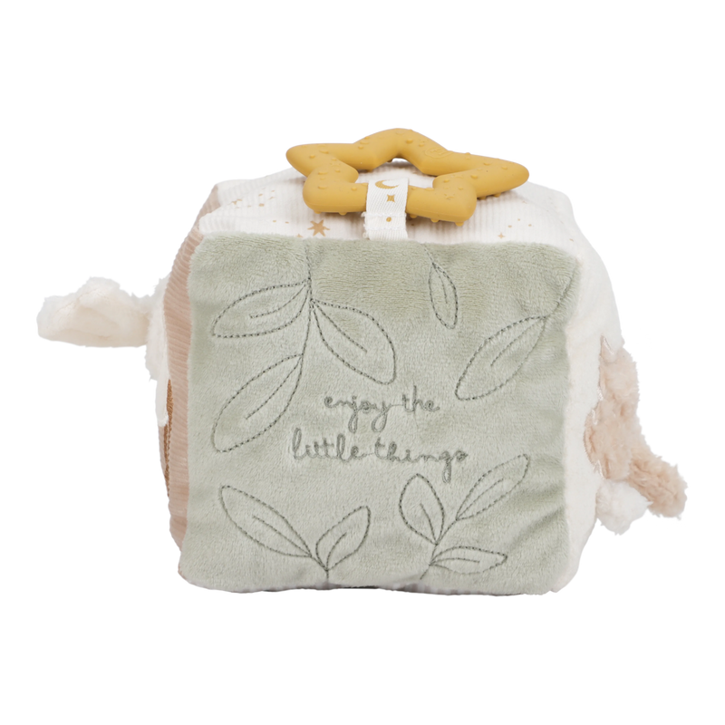 LD Activity Cube Newborn Naturals