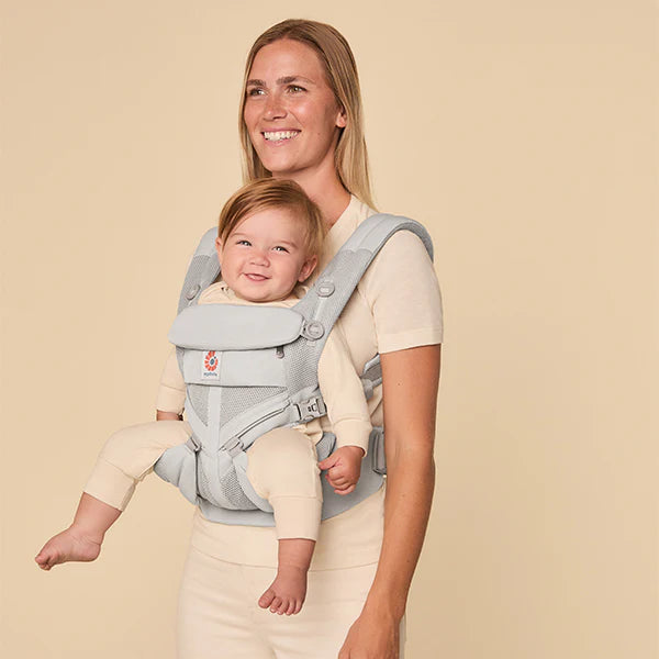 Ergobaby
OMNI360
クールエア(日本限定モデル)
カーキグリーン ErgoBaby Omni Classic Mesh – Kids Living