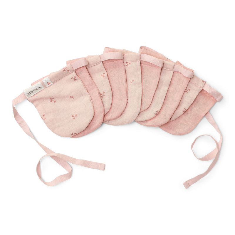 LD Garland With Flags