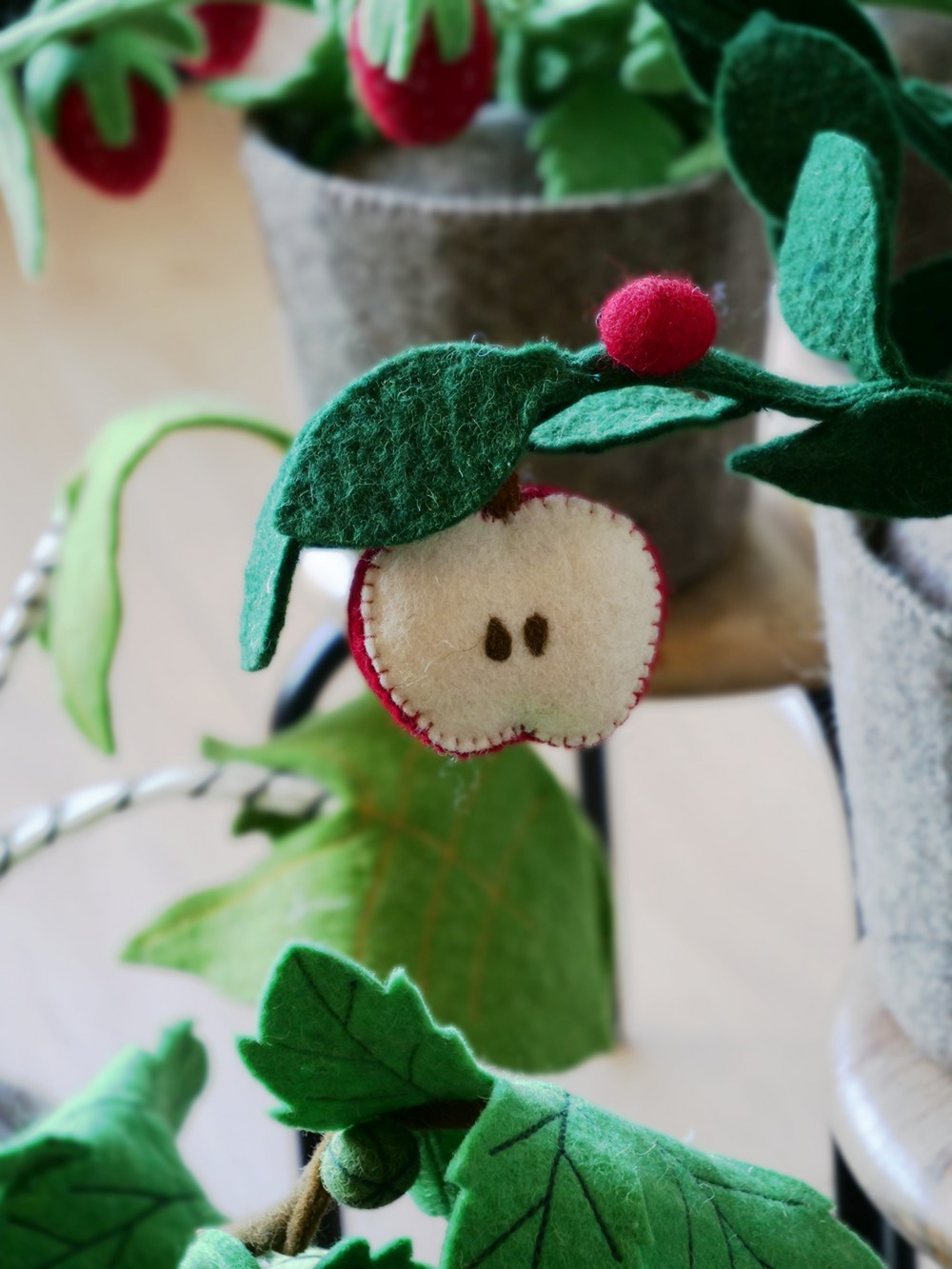 Plant Green 56cm