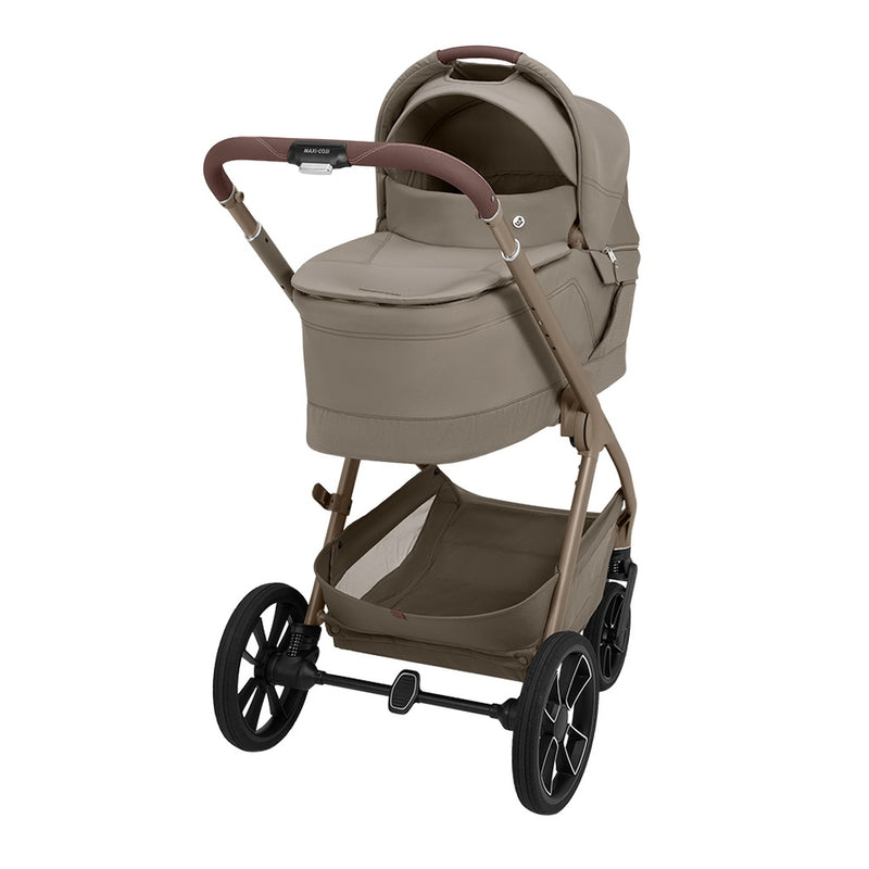 Maxi-Cosi Oxford+ carrycot Oak Truffle on the frame