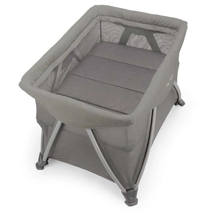 Nuna SENA Aire Travel Cot  1