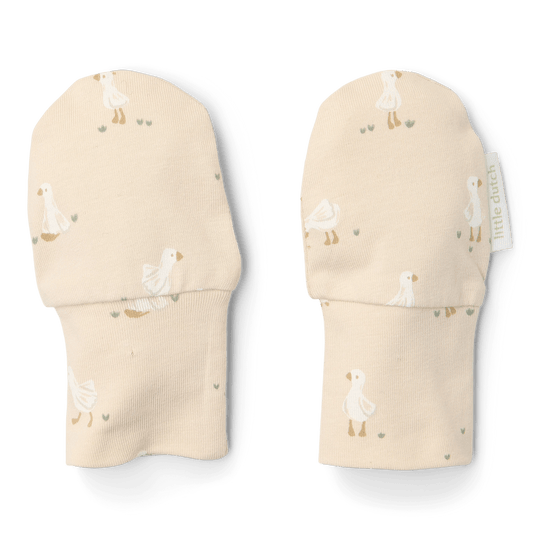 LD Crab Mittens Newborn Naturals