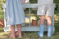 LD Wooden Garden Playhouse