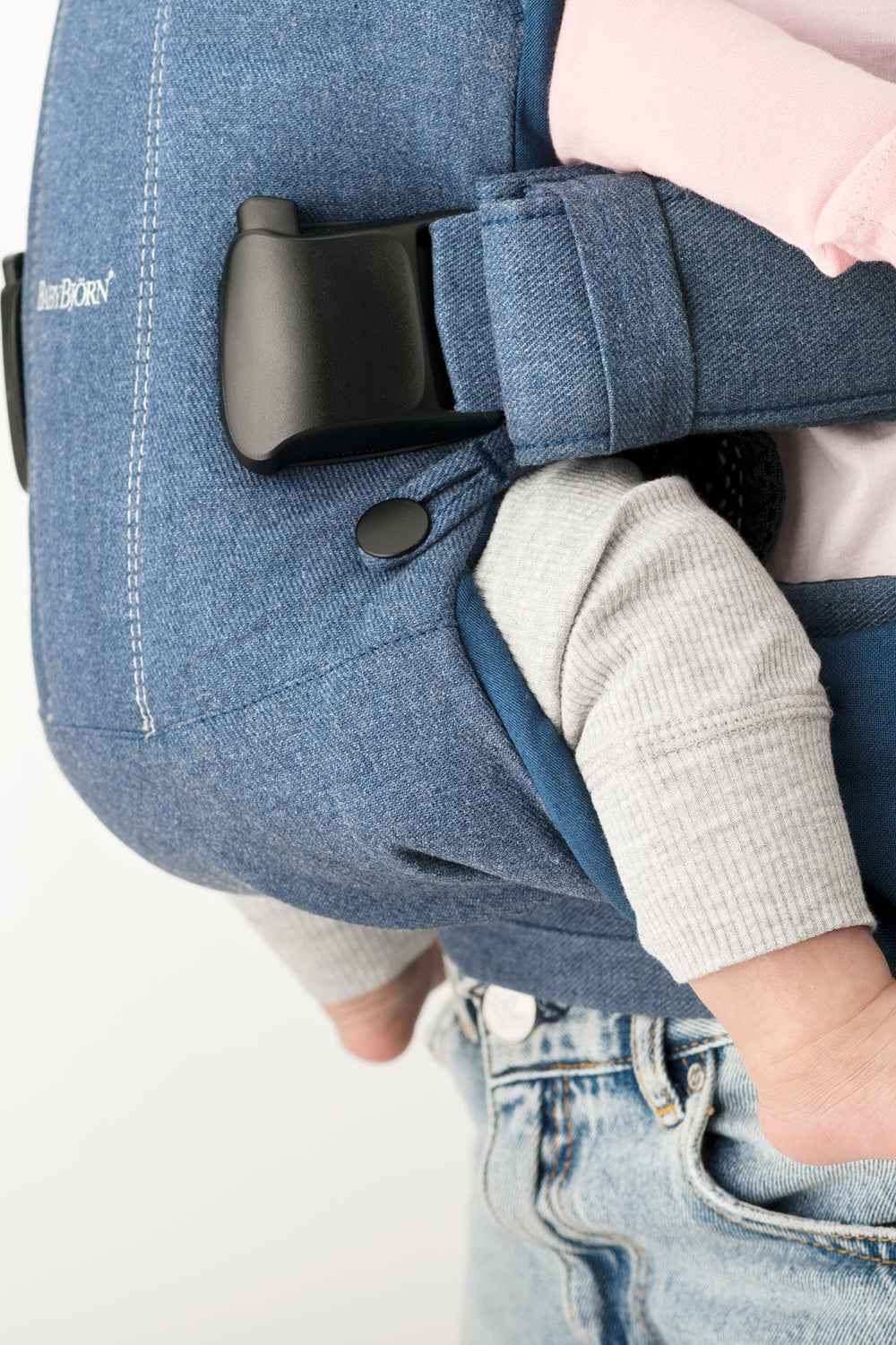 Baby bjorn original carrier in cheap denim