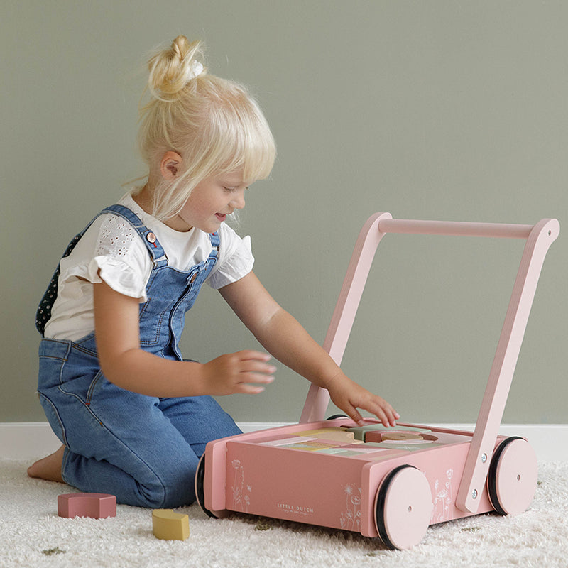 LD wooden baby walker