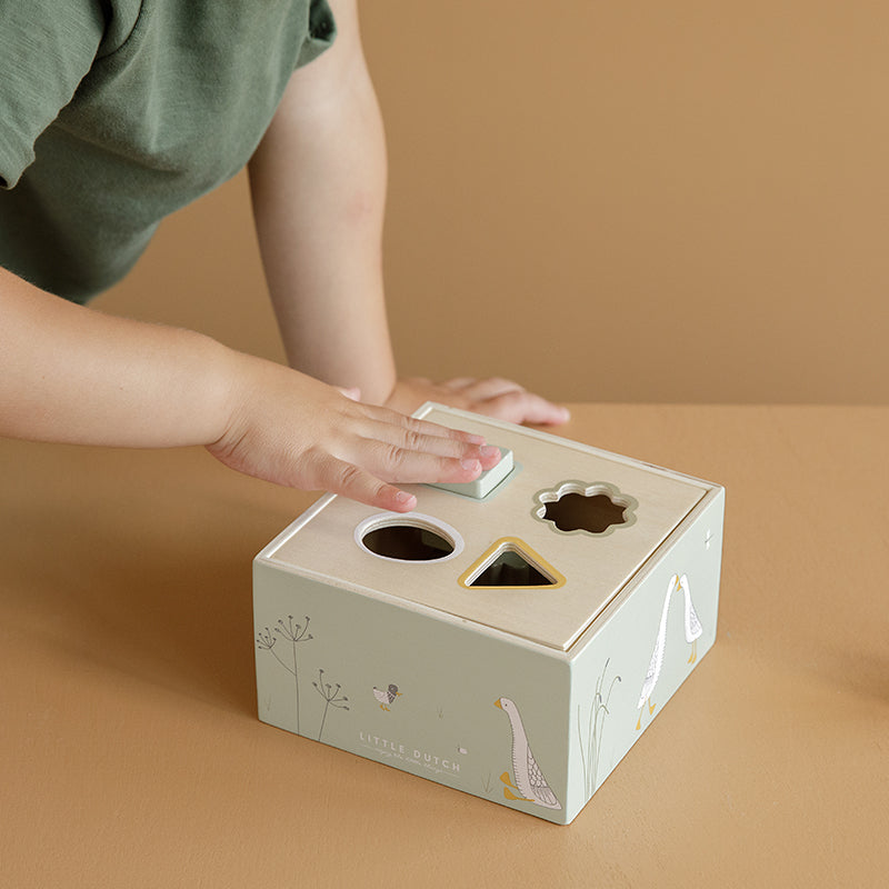 LD Wooden Shape Sorter