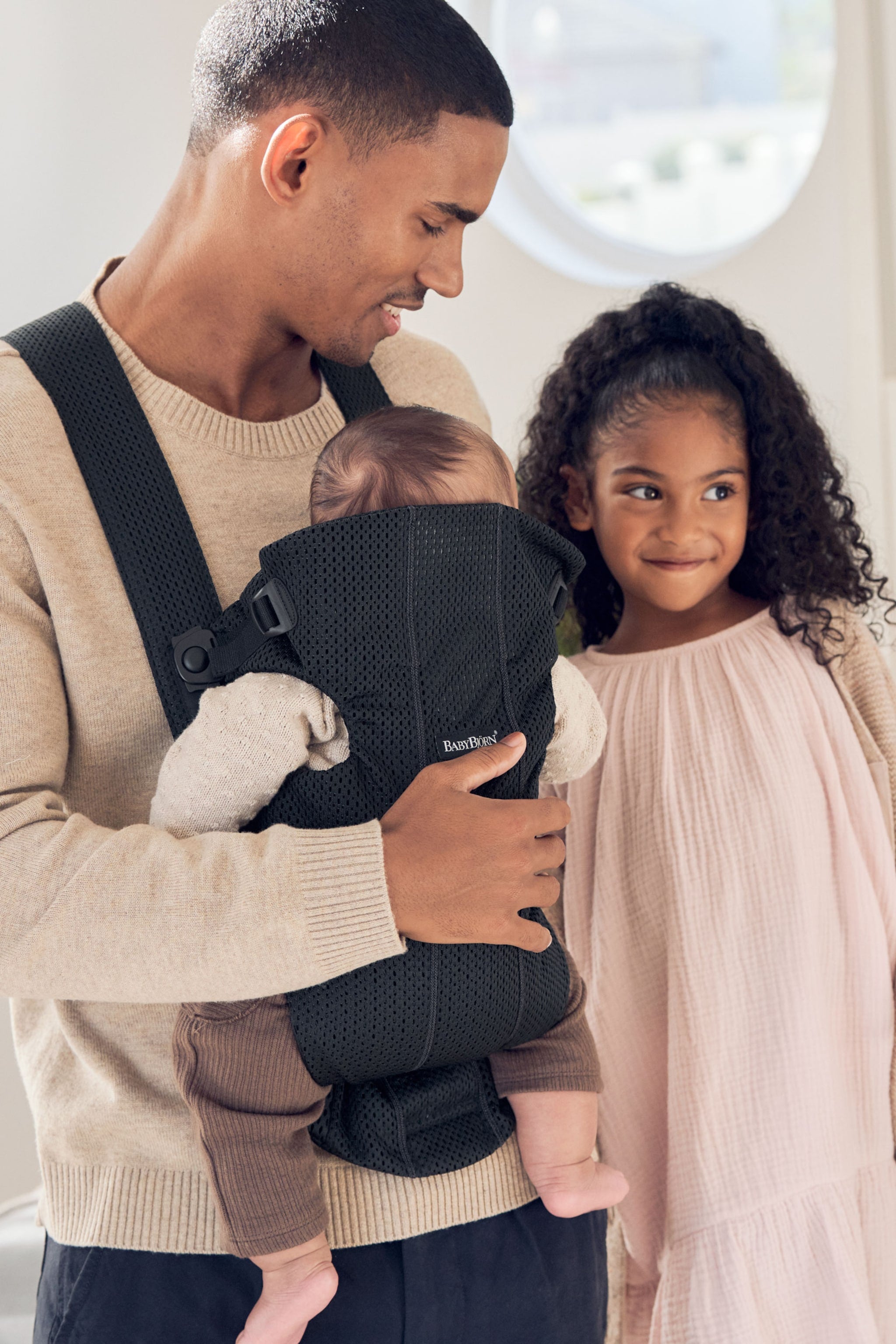 BabyBjörn Baby Carrier Mini 3D Mesh – Kids Living